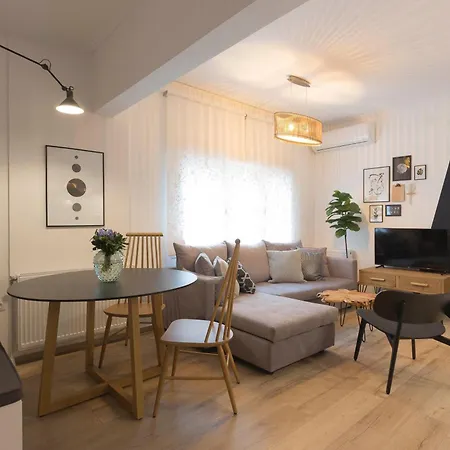 Scandi Chic Apartment, Agia Sofia District #feelslikehome