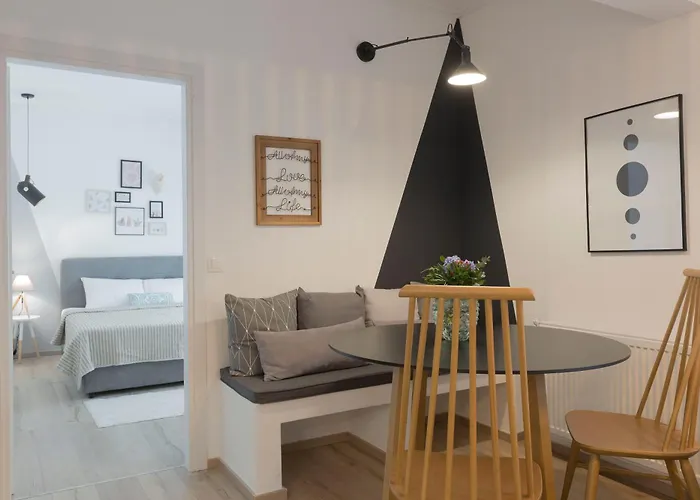 شقة Scandi Chic Apartment, Agia Sofia District #feelslikehome سالونيك
